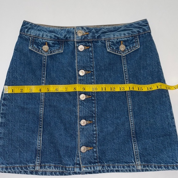 TOPSHOP 4 Denim Jean Skirt 5 Embossed Closure Buttons 2 on usable front pockets - Picture 5 of 13